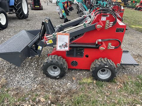 RODA RD380 Skid Steers For Sale 